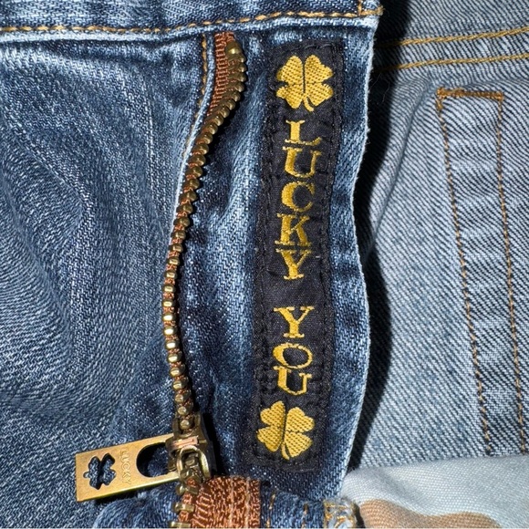 Lucky Brand Dungarees women’s 10/30 flare jeans long inseam 34 distressed hem - Picture 3 of 8